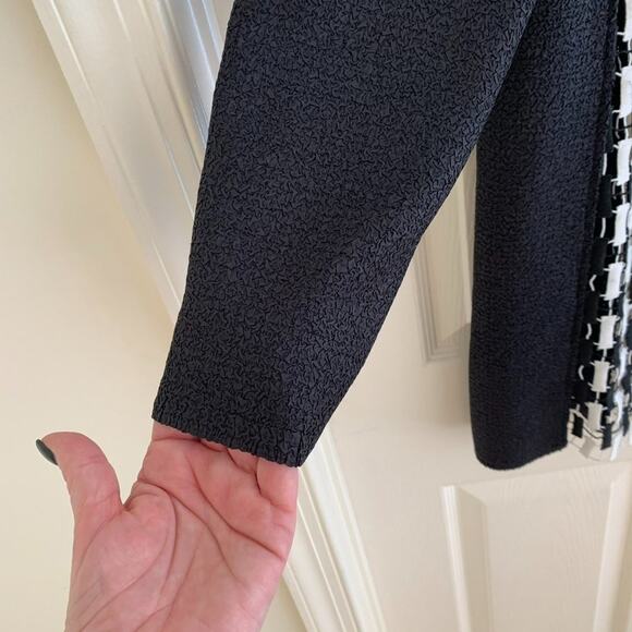 Chico's Womens Sz S Black White Basket Weave Open Front Longer Jacket - Picture 5 of 8